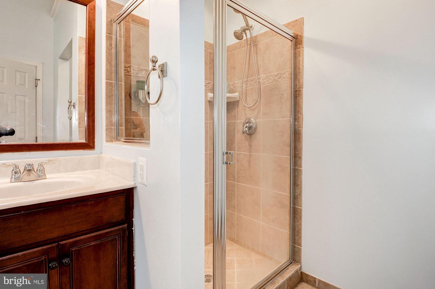 43237 Mitcham Sq Property Photo 29