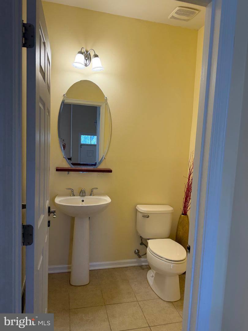 43237 Mitcham Sq Property Photo 38