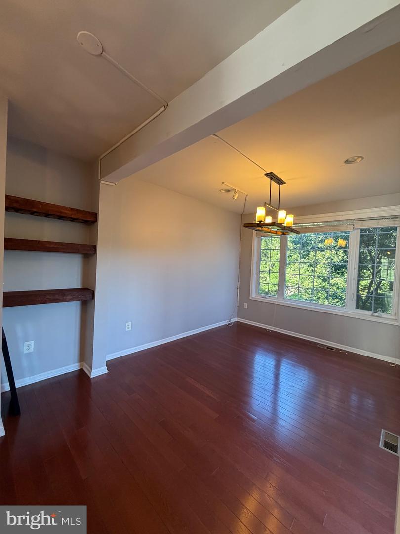43237 Mitcham Sq Property Photo 51