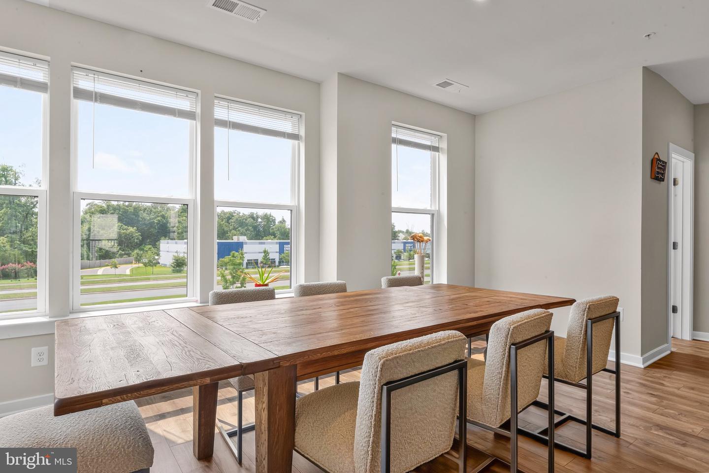 20362 Newfoundland Sq Property Photo 10