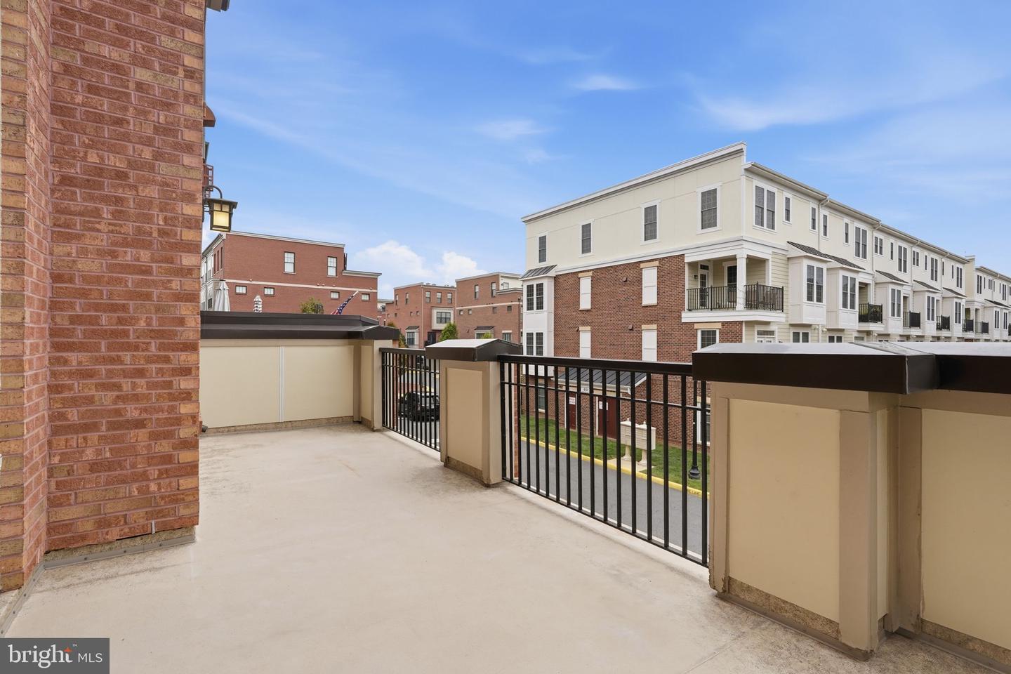 206 Railbender Aly Se Property Photo 2