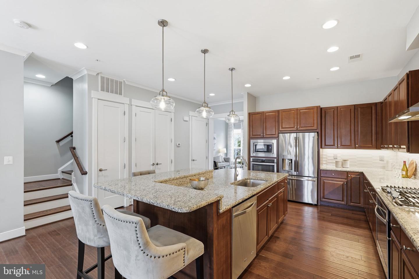 206 Railbender Aly Se Property Photo 17