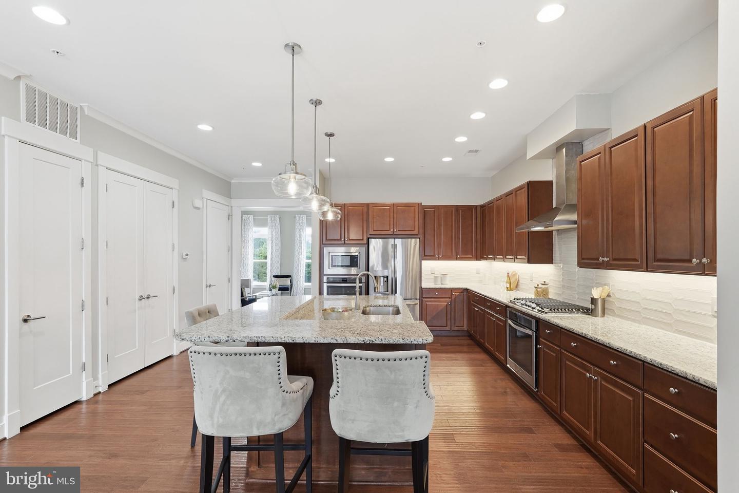 206 Railbender Aly Se Property Photo 18