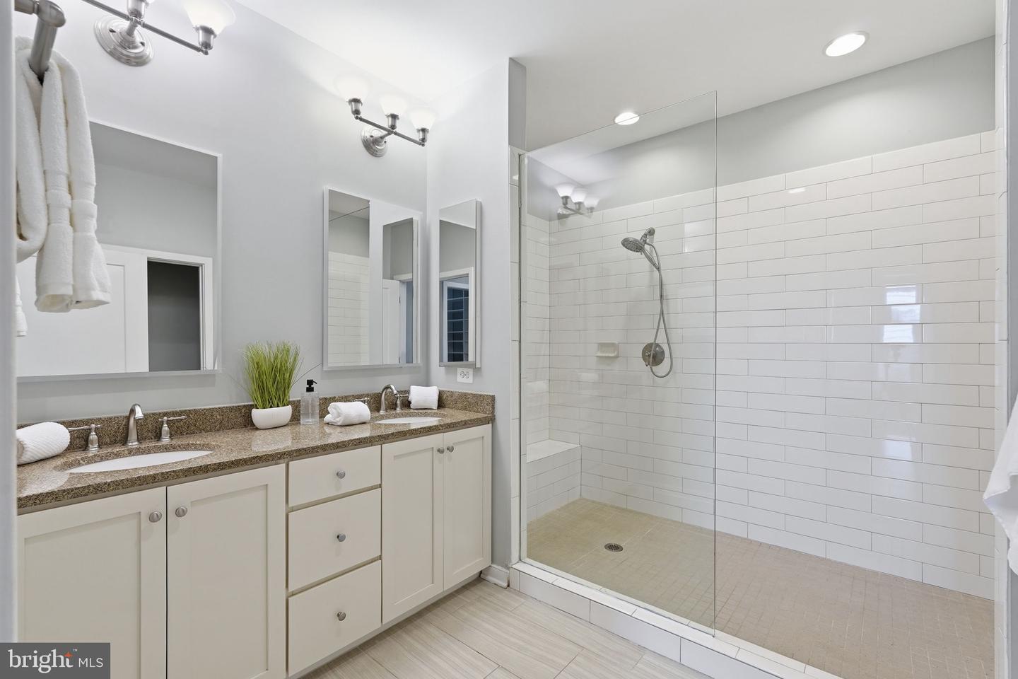 206 Railbender Aly Se Property Photo 26