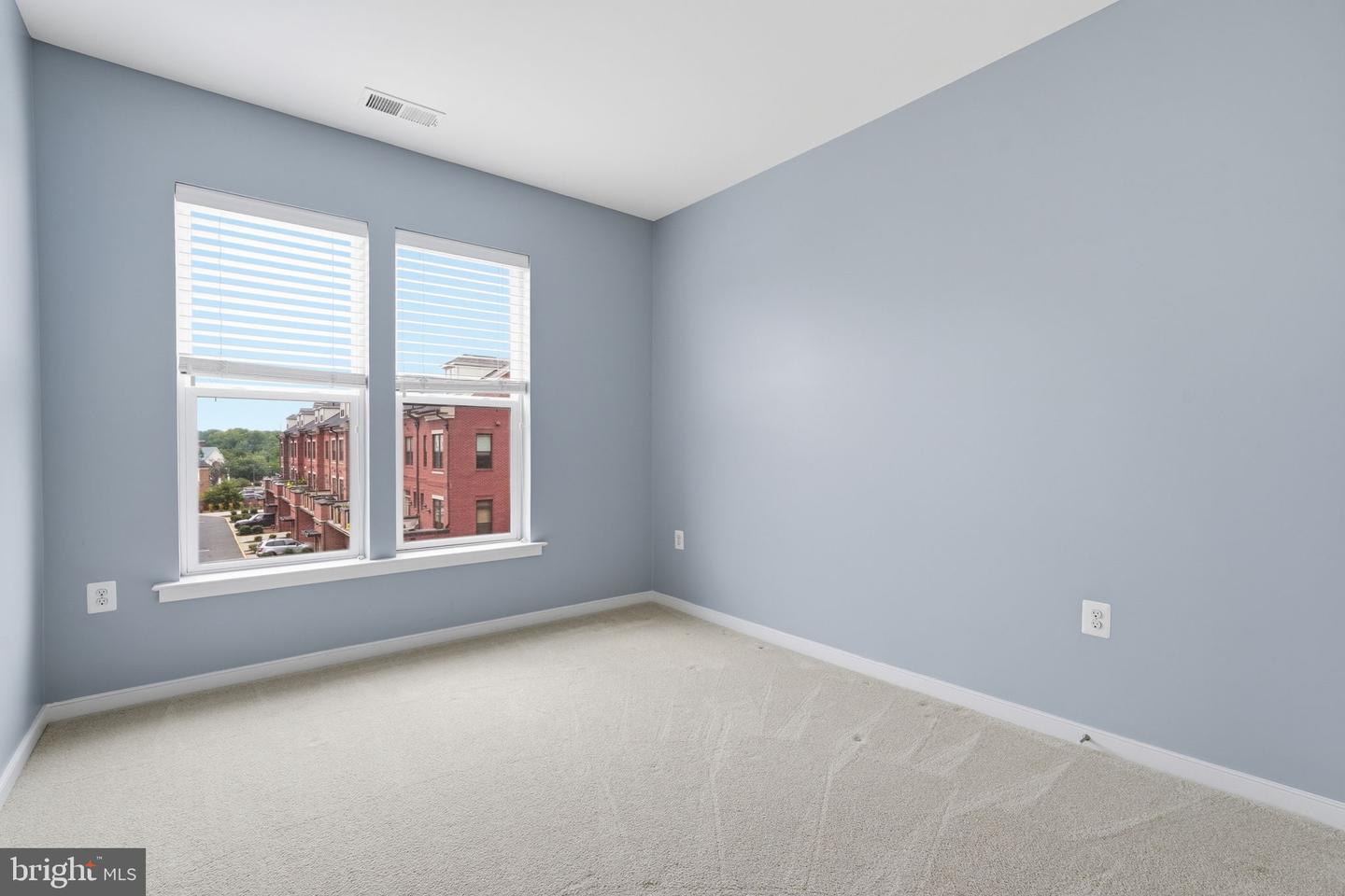 206 Railbender Aly Se Property Photo 30