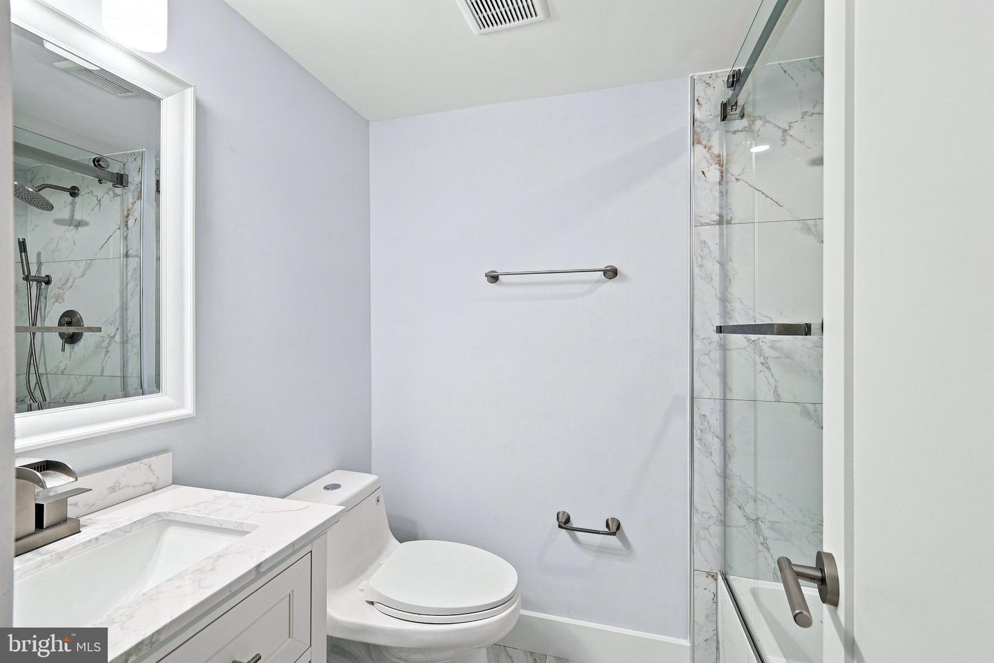 316 Sugarland Run Dr Property Photo 22