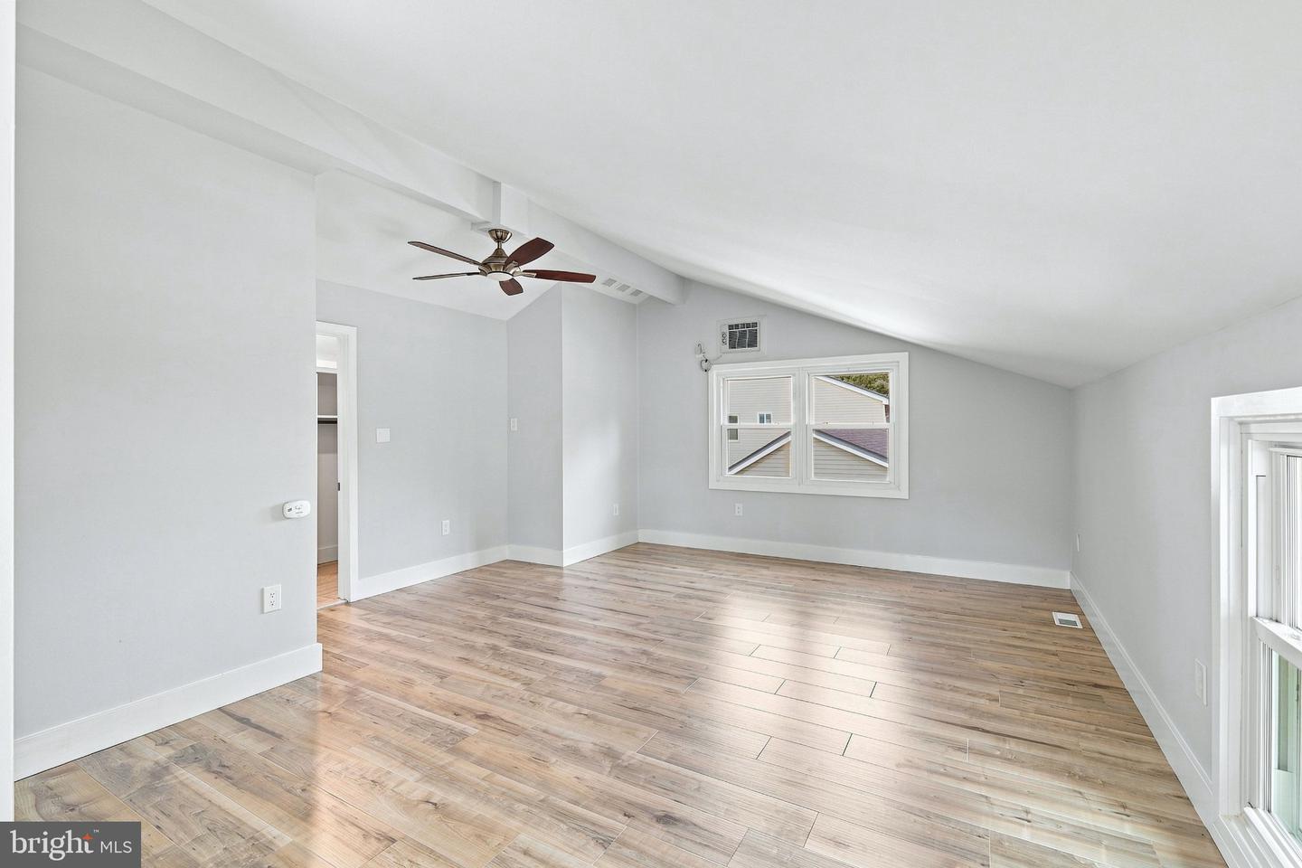 316 Sugarland Run Dr Property Photo 29