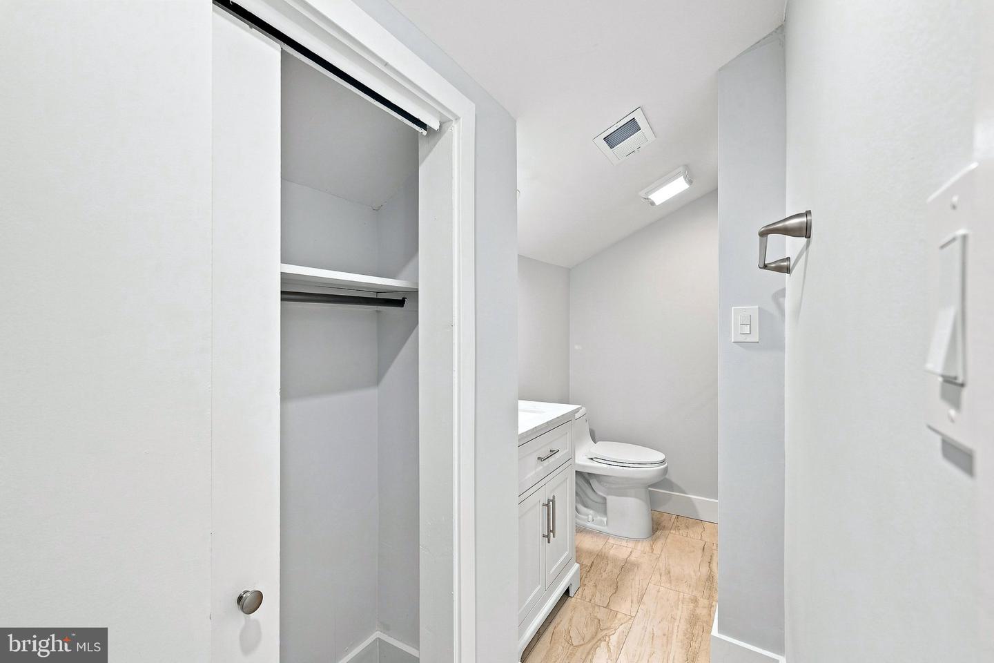 316 Sugarland Run Dr Property Photo 30
