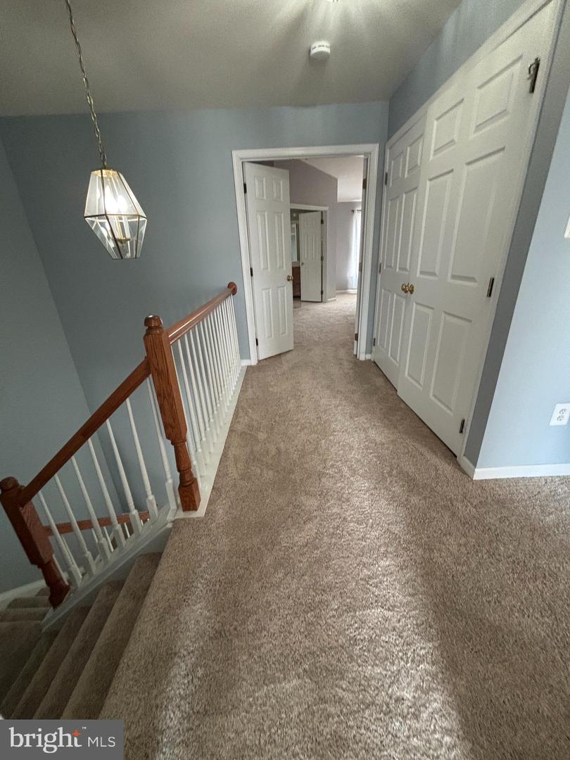42902 Overly Sq Property Photo 20