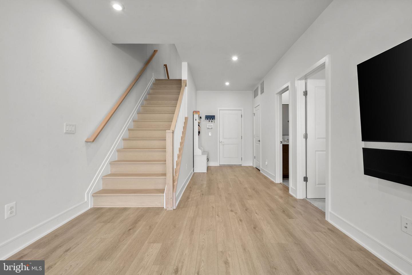 23055 Blue Eagle Ter Property Photo 46