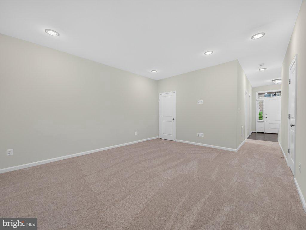 20415 Codman Dr Property Photo 16