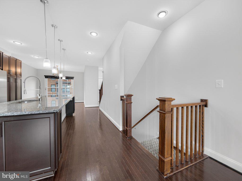 20415 Codman Dr Property Photo 17
