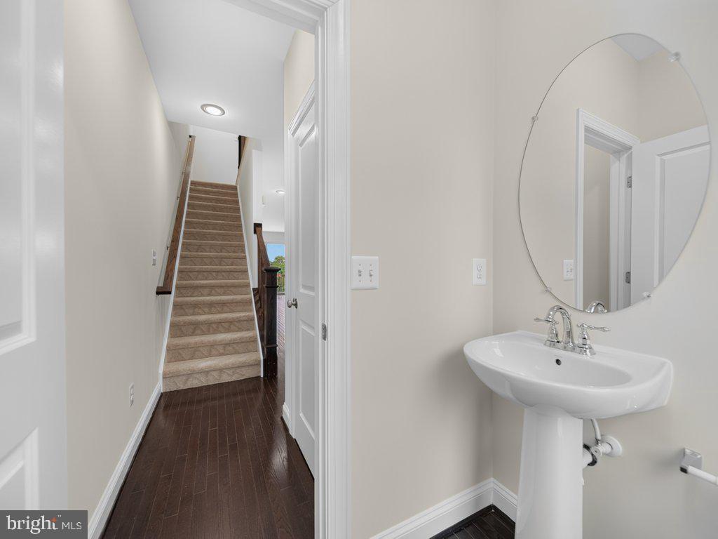 20415 Codman Dr Property Photo 37
