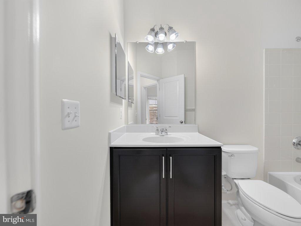 20415 Codman Dr Property Photo 49