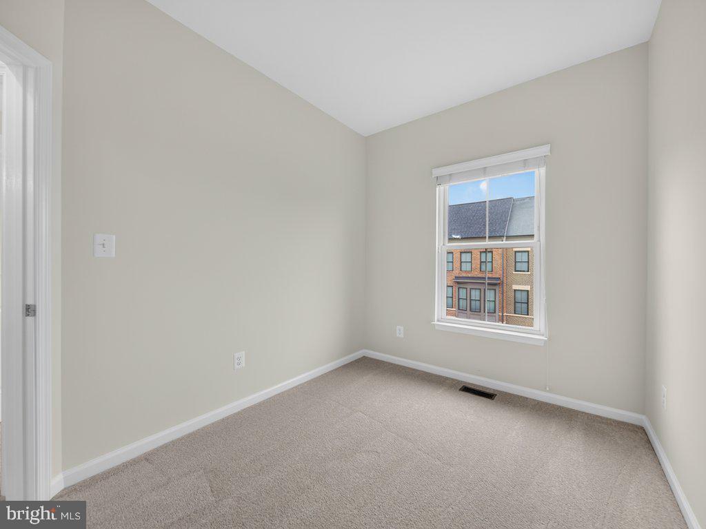 20415 Codman Dr Property Photo 55