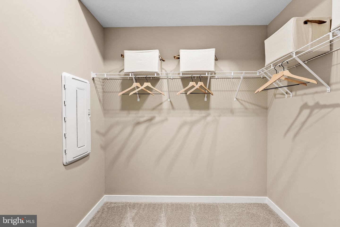 6 Sepia Sq #mo Property Photo 21