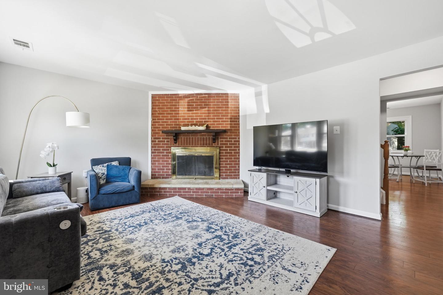 47 Sydnor St Property Photo 4