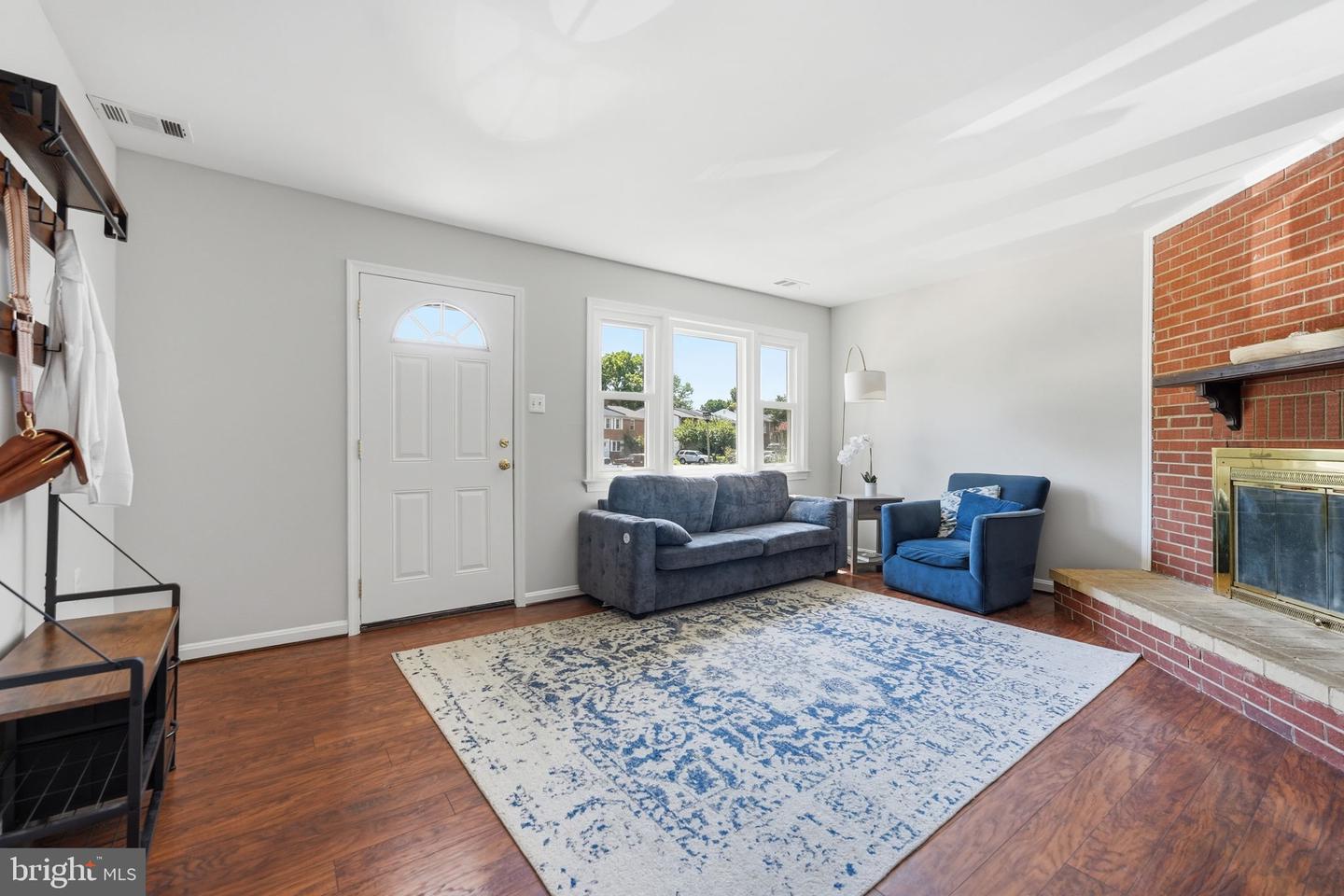 47 Sydnor St Property Photo 6