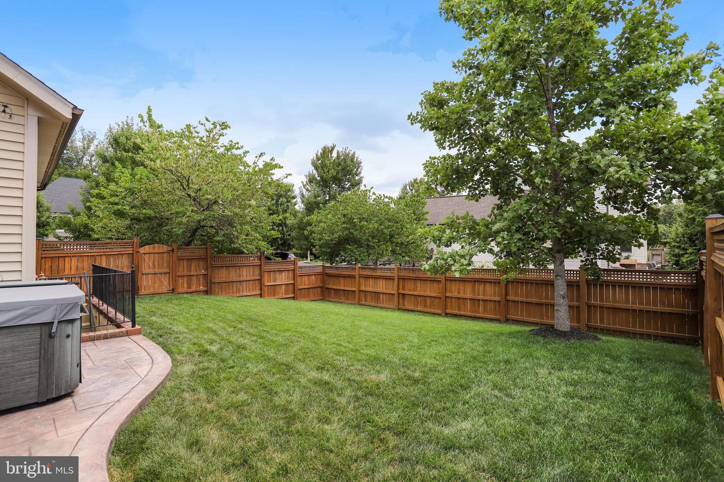 23289 April Mist Property Photo 47