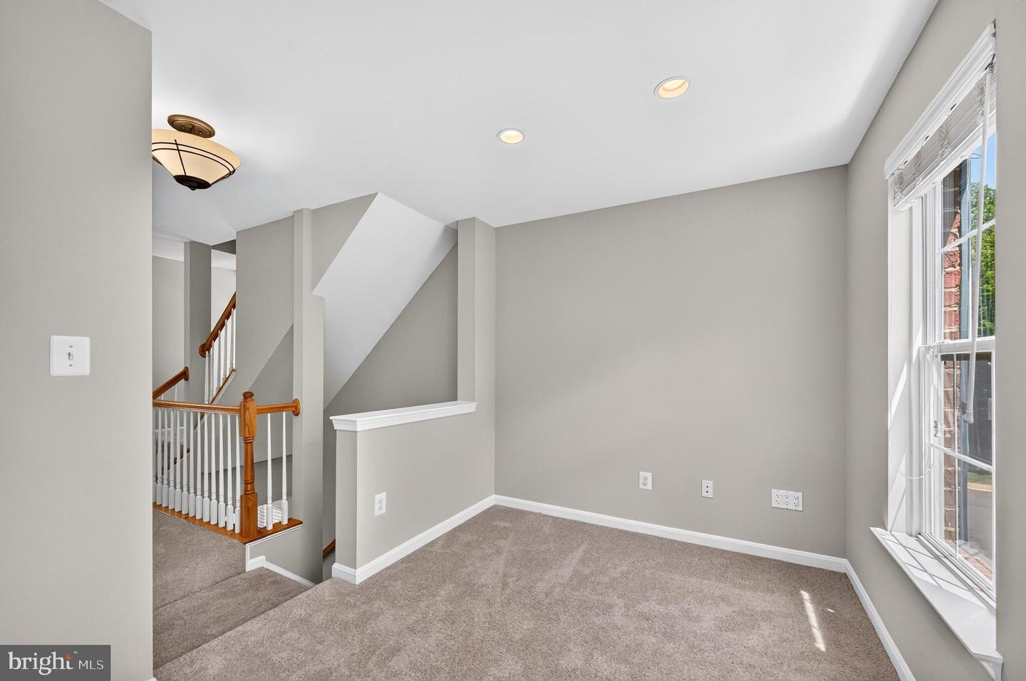26025 Murrey Dr Property Photo 26