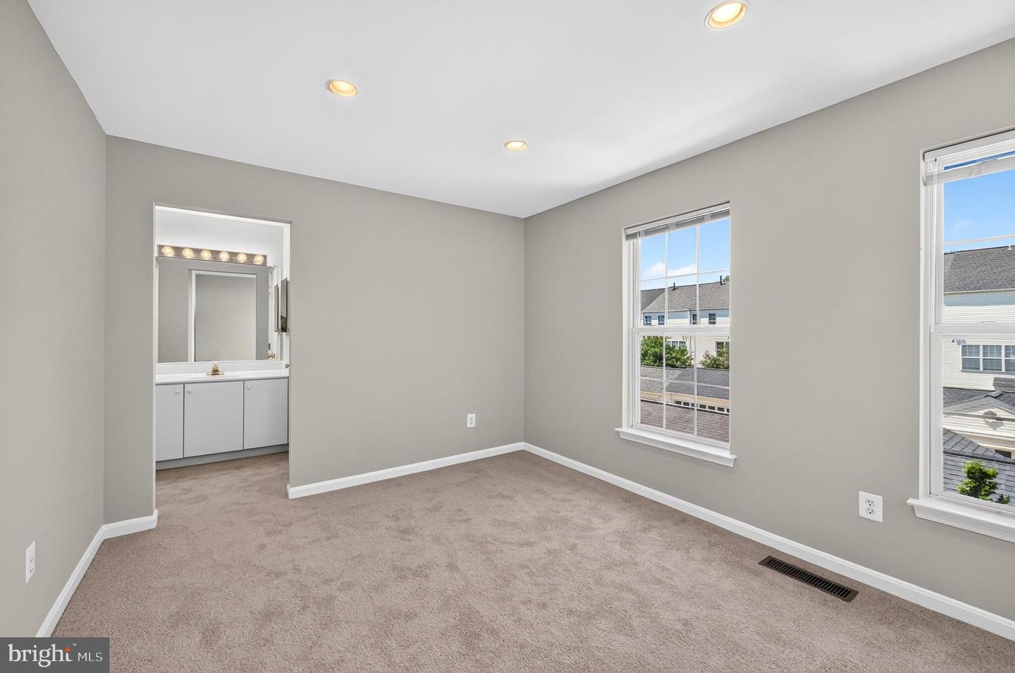 26025 Murrey Dr Property Photo 41
