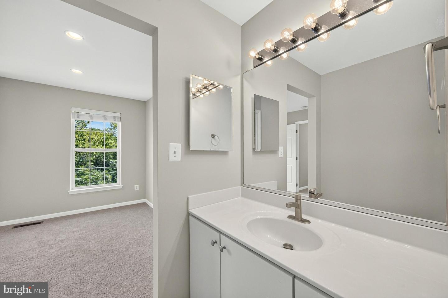 26025 Murrey Dr Property Photo 46