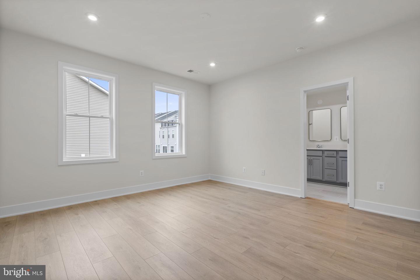 1 Picasso Sq #turner 22-f2-rt Property Photo 14