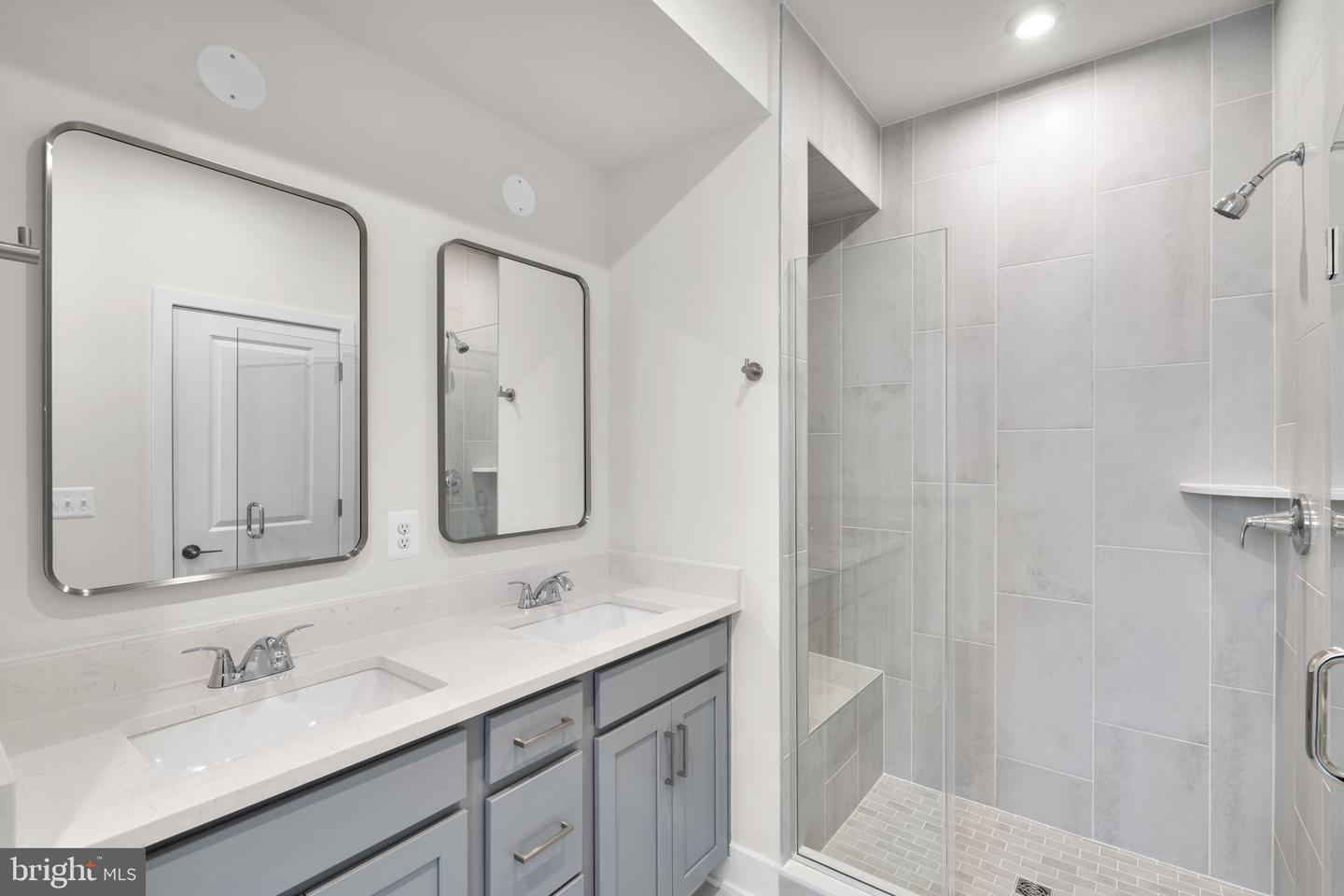 1 Picasso Sq #turner 22-f2-rt Property Photo 17