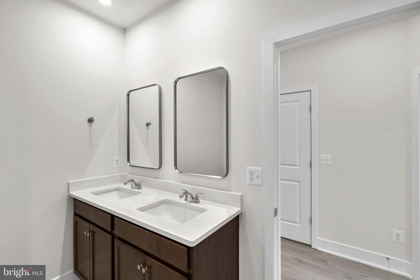 1 Picasso Sq #turner 22-f2-rt Property Photo 19