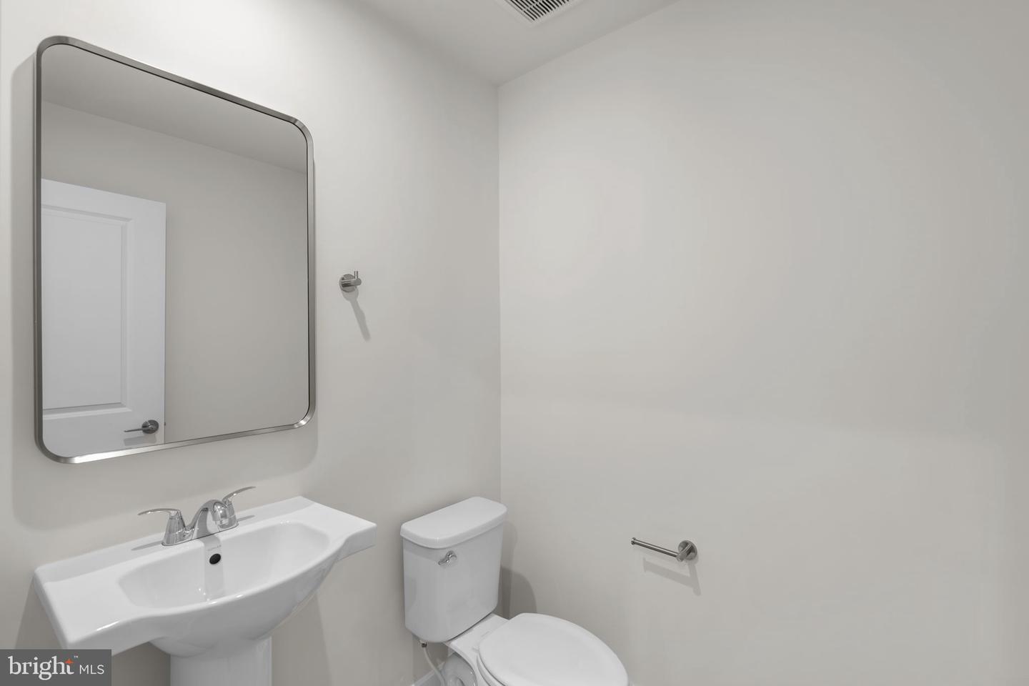 1 Picasso Sq #turner 22-f2-rt Property Photo 23