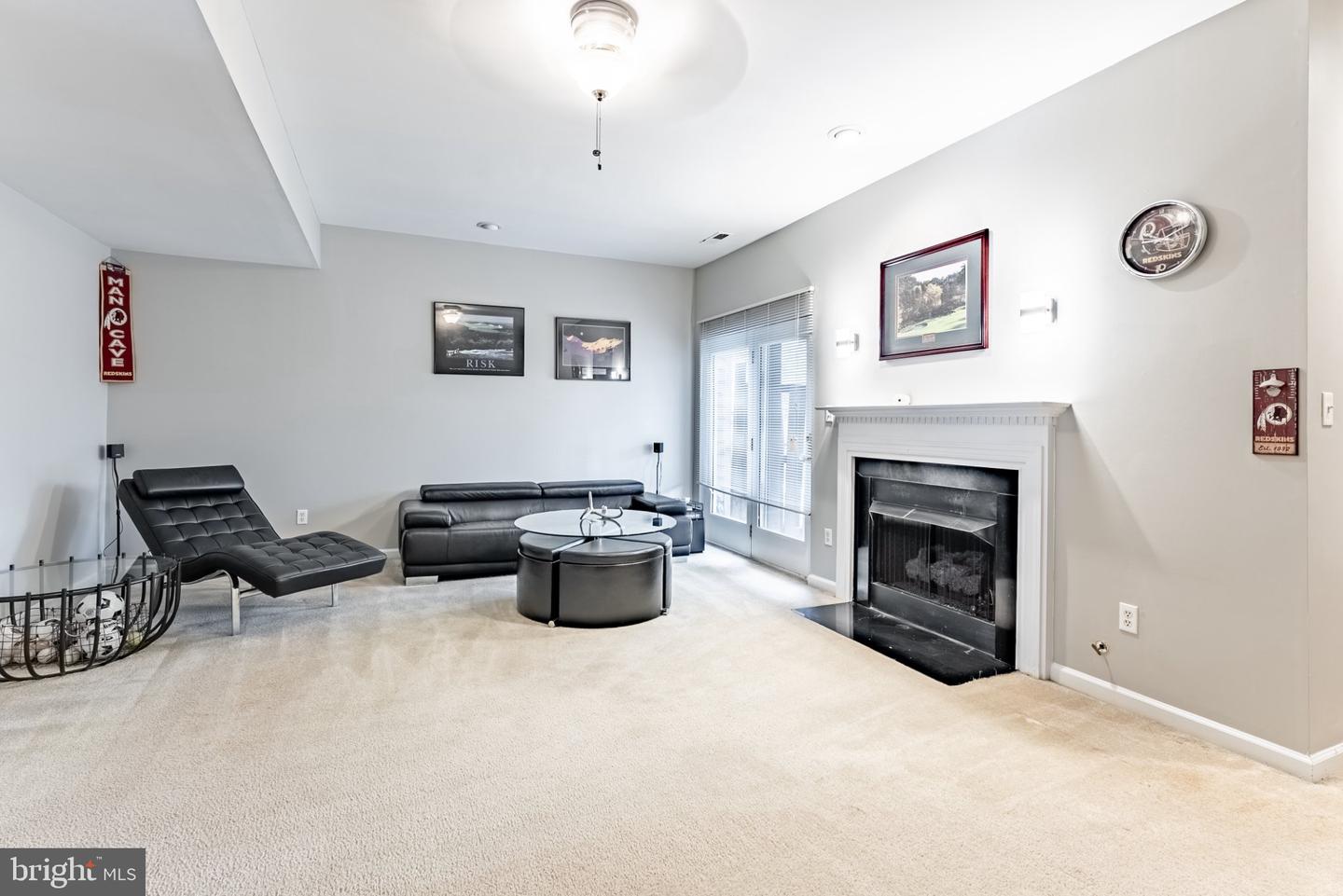 43738 Clemens Ter Property Photo 15