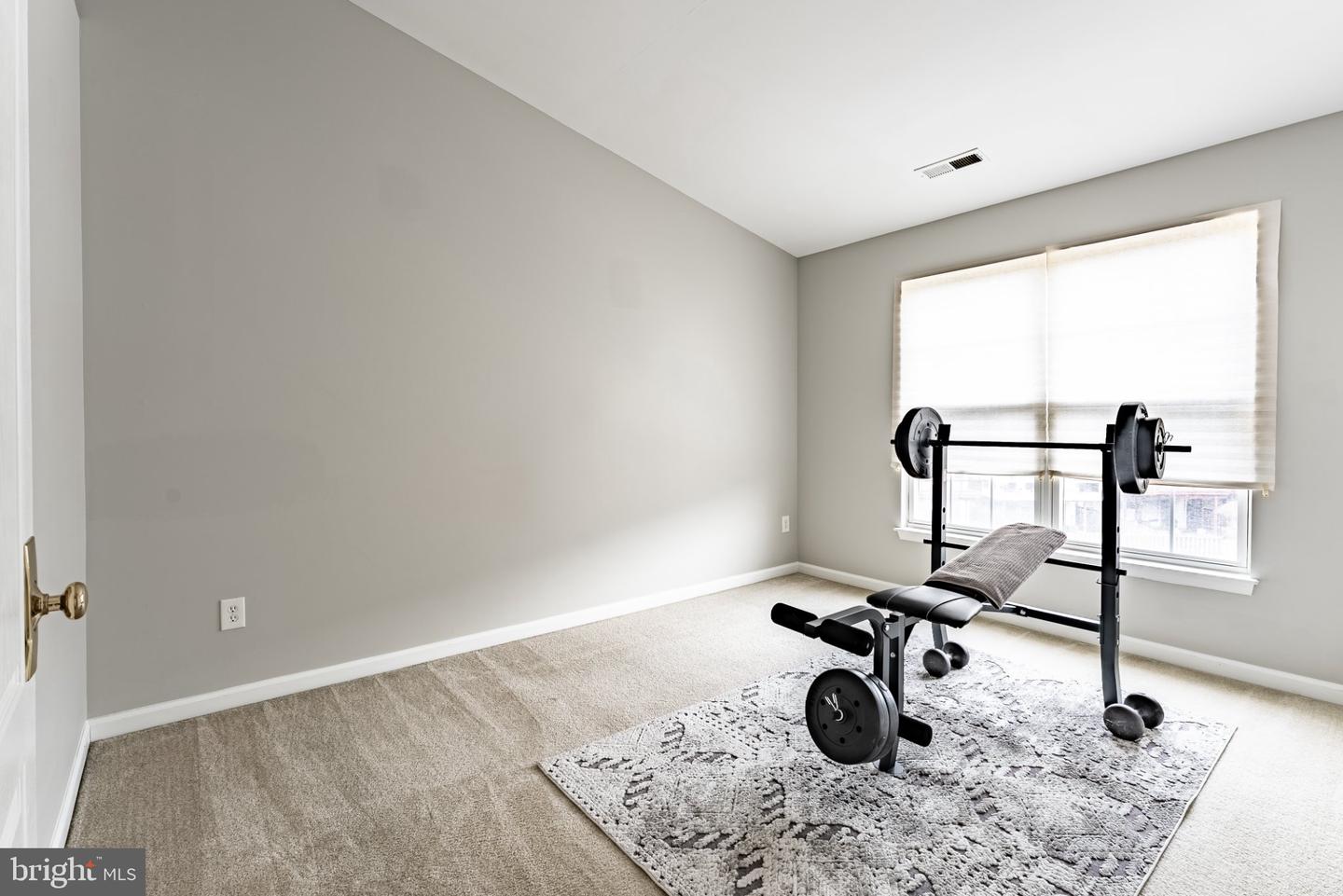43738 Clemens Ter Property Photo 18