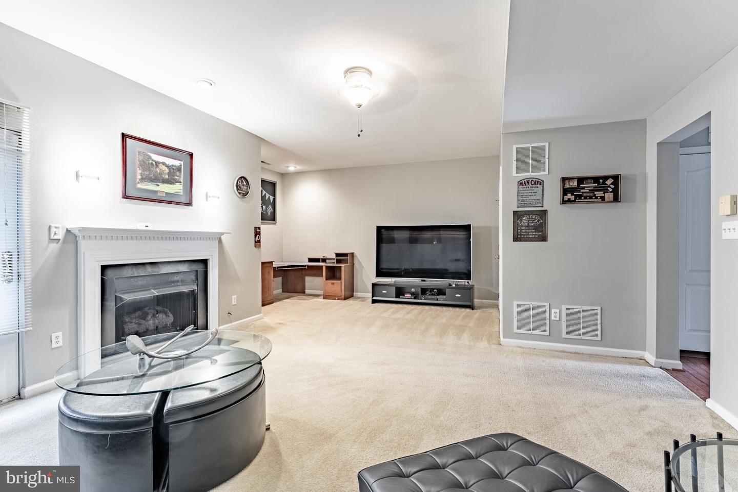 43738 Clemens Ter Property Photo 23