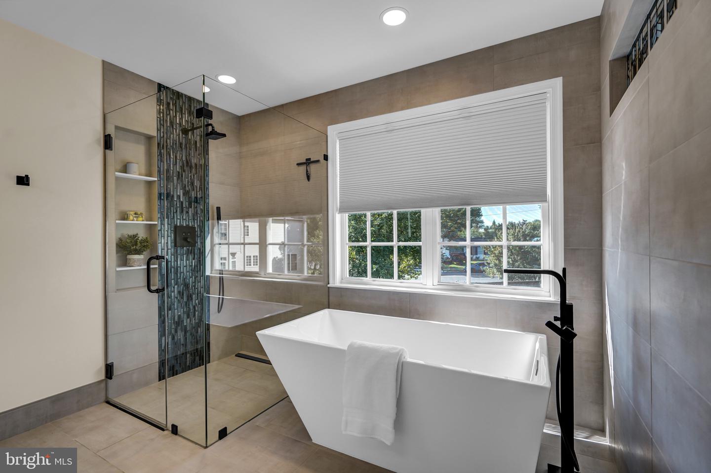 45917 Pullman Ct Property Photo 30