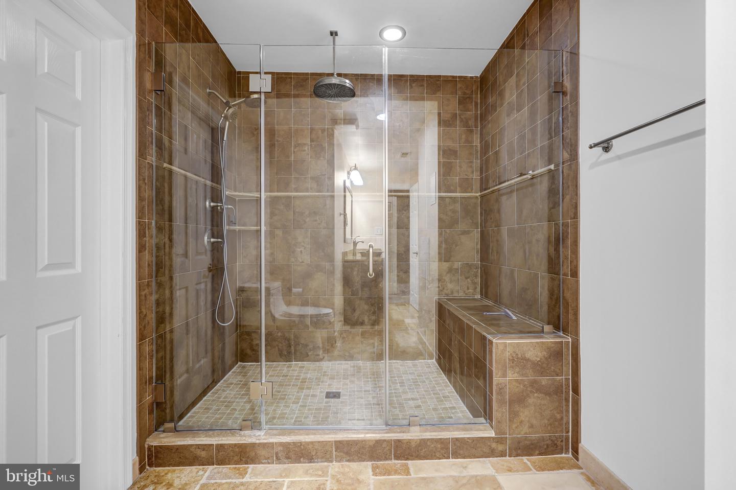 45917 Pullman Ct Property Photo 42
