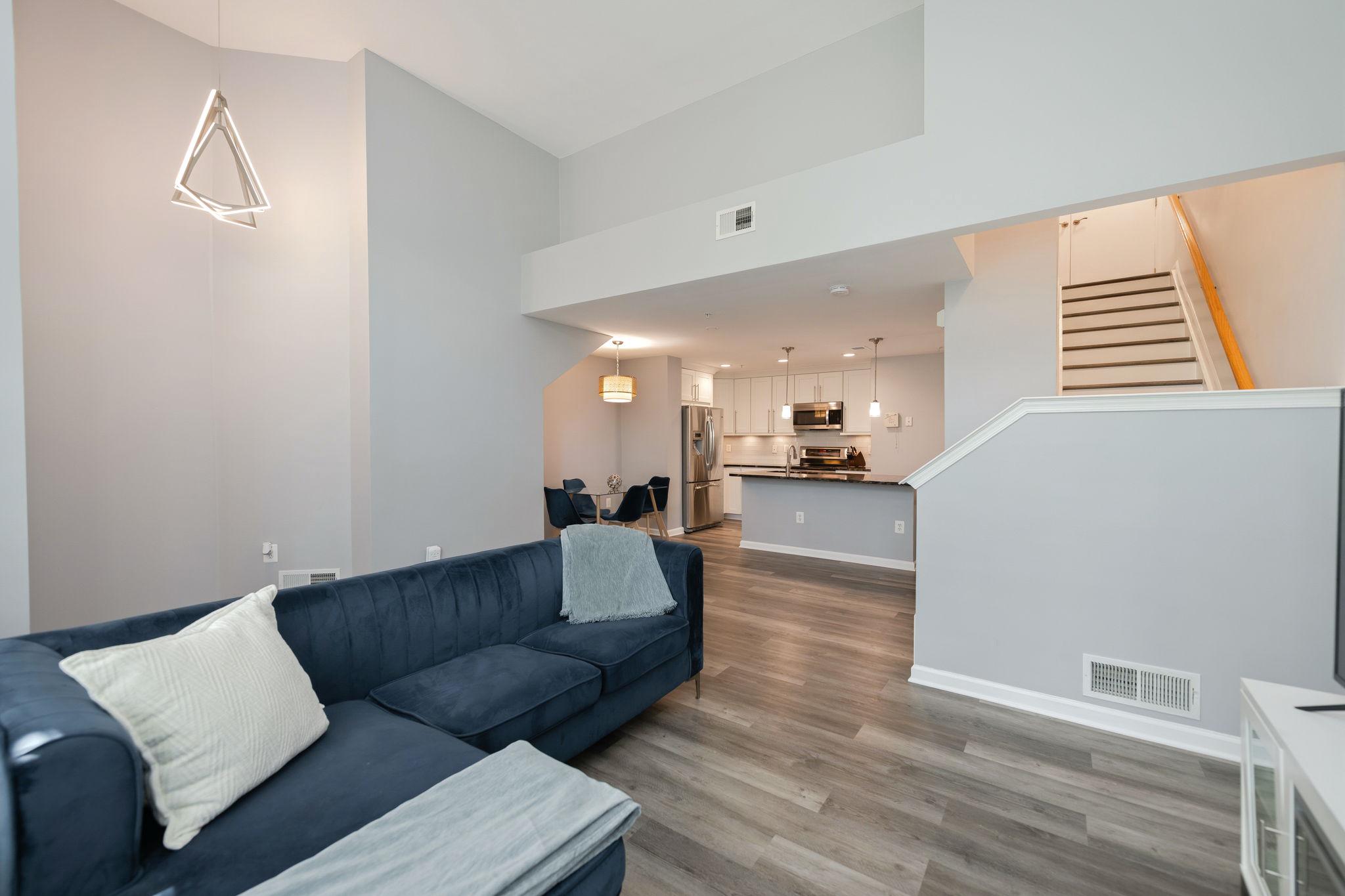 42289 Onyx Ter Property Photo 4