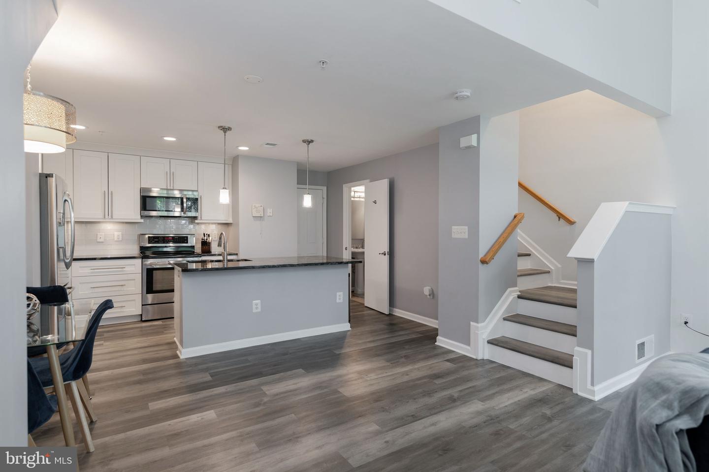 42289 Onyx Ter Property Photo 7