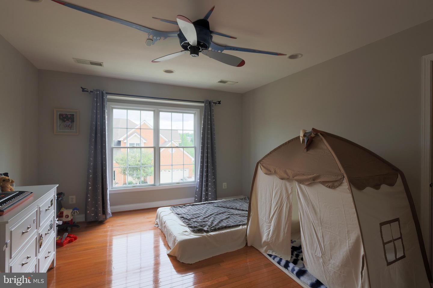 22918 N Brown Sq Property Photo 51