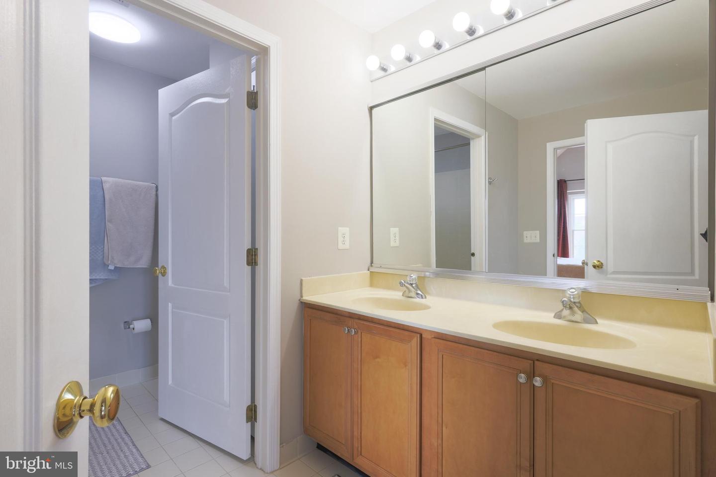 22918 N Brown Sq Property Photo 54