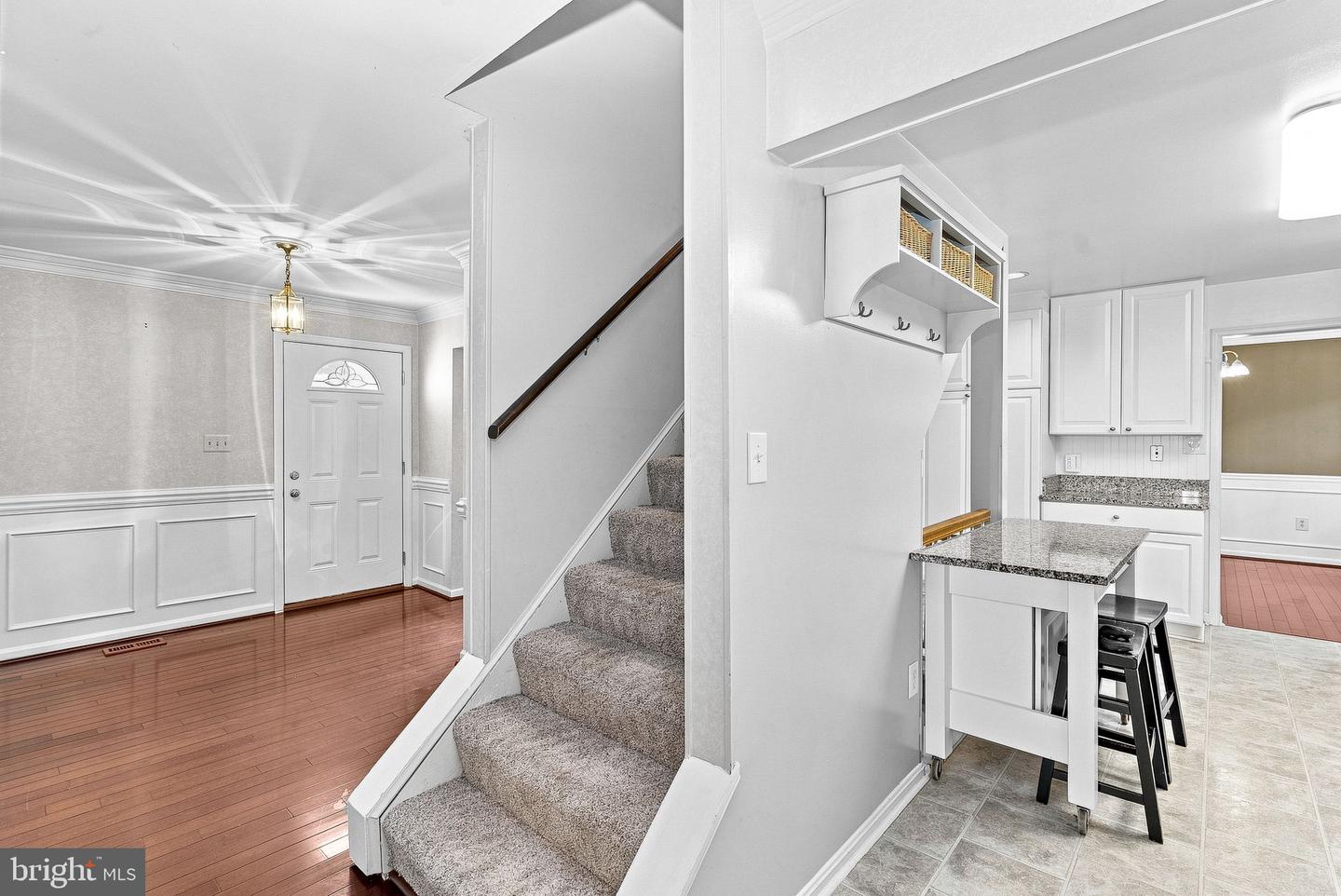 10163 Yorktown Way Property Photo 22