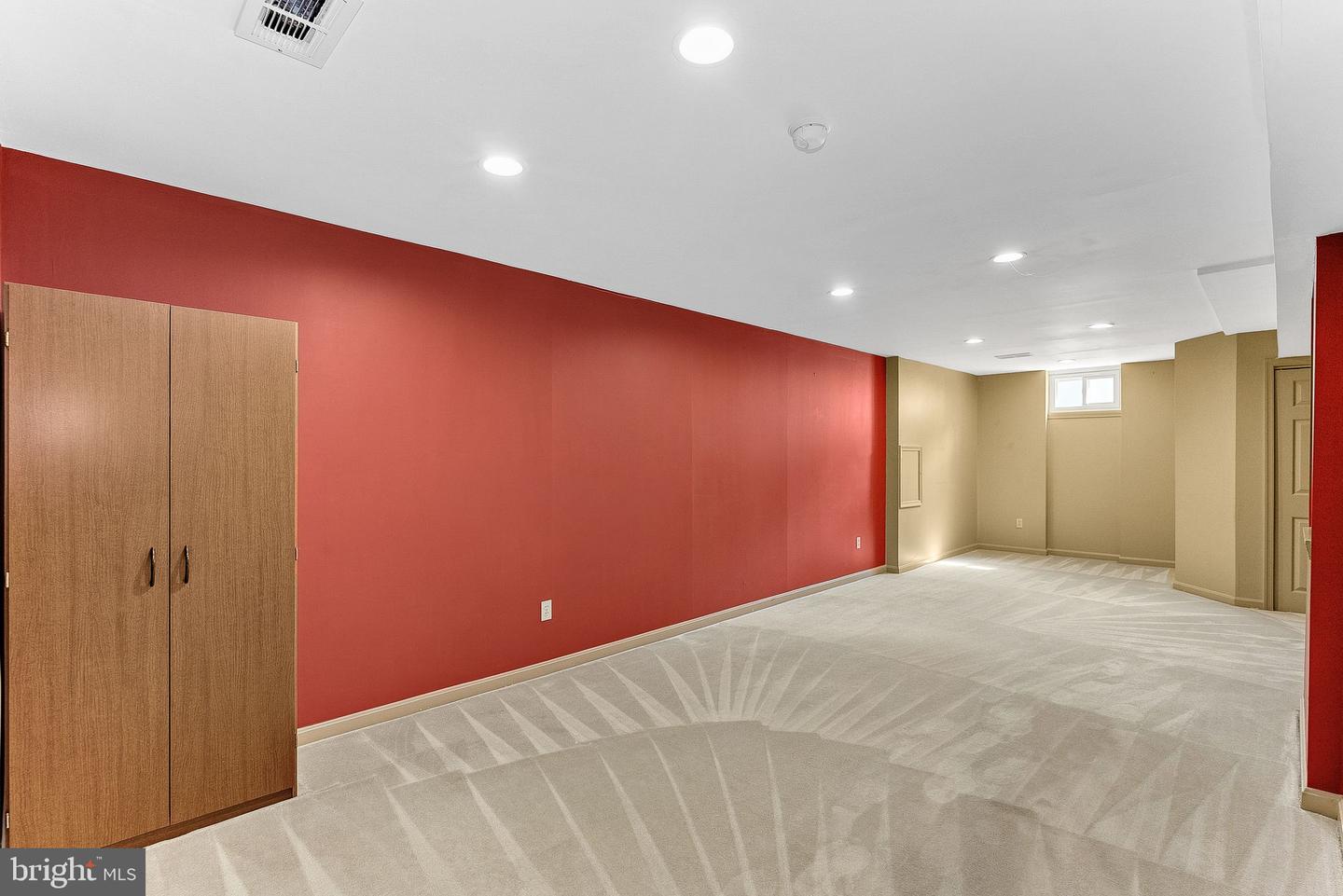 10163 Yorktown Way Property Photo 35