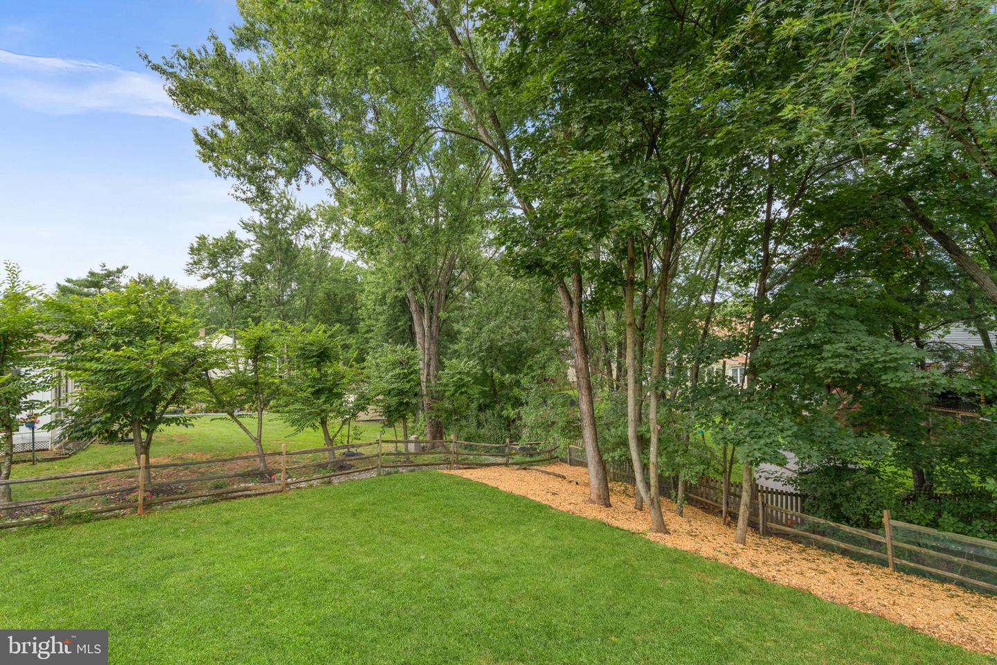 10163 Yorktown Way Property Photo 44