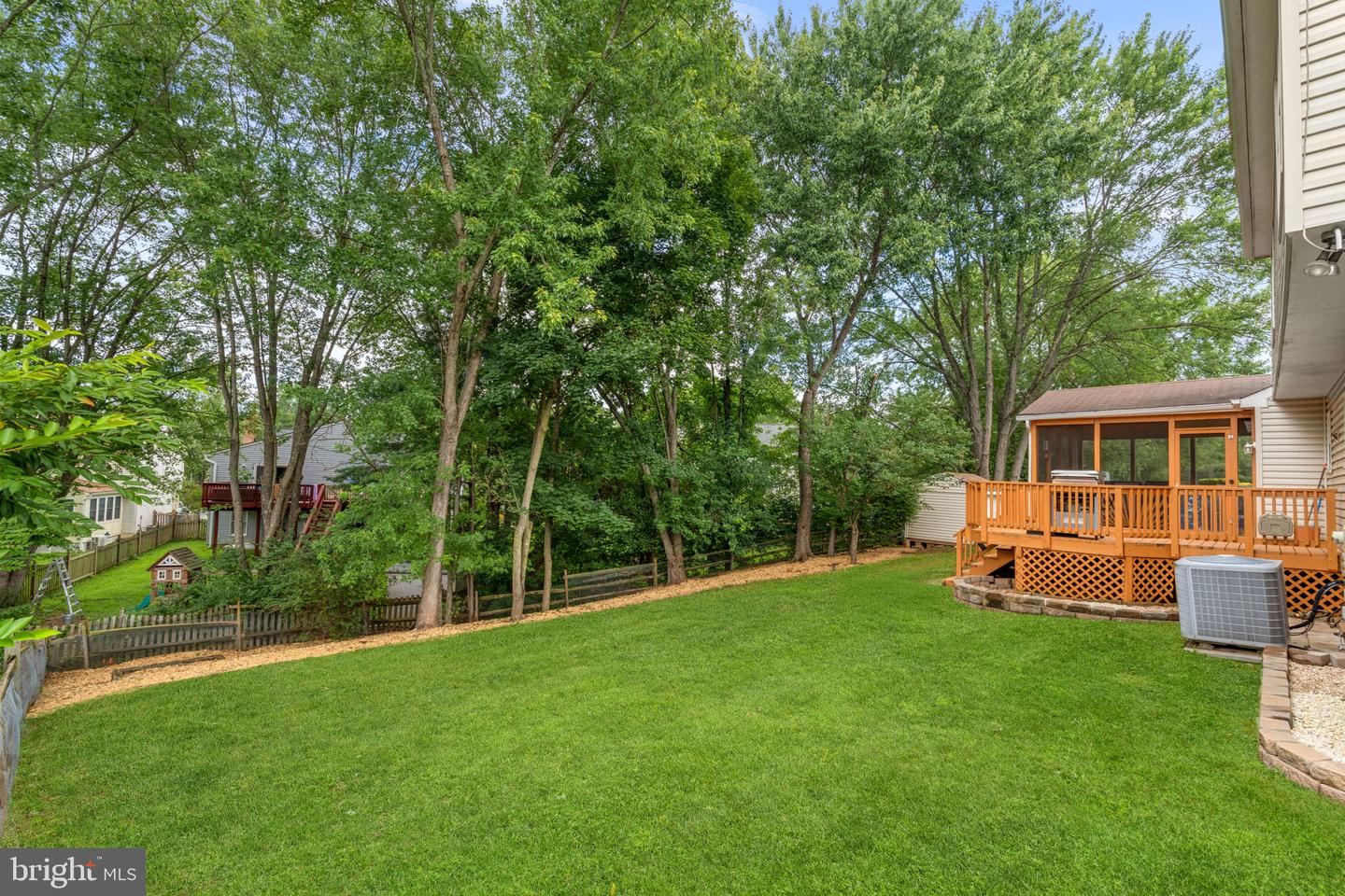10163 Yorktown Way Property Photo 46