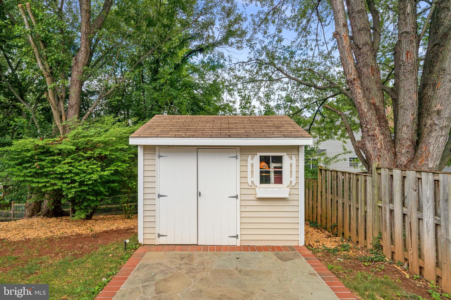 10163 Yorktown Way Property Photo 47