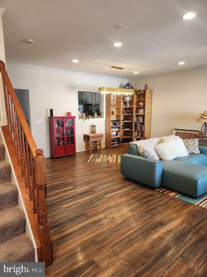 18763 Trident Sq Property Photo 8