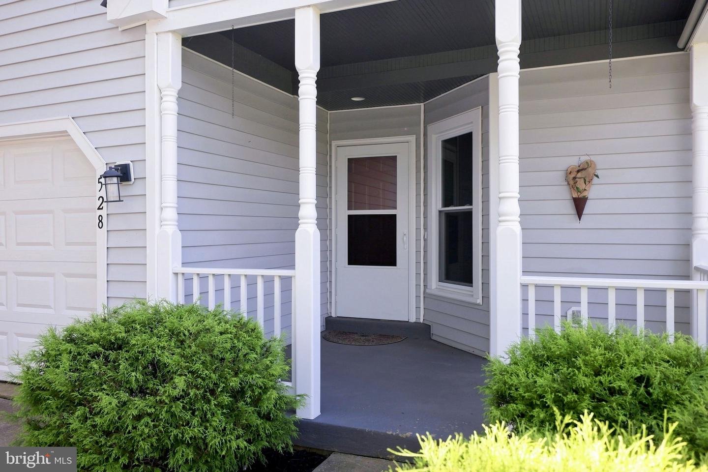 528 Wordsworth Cir Property Photo 2
