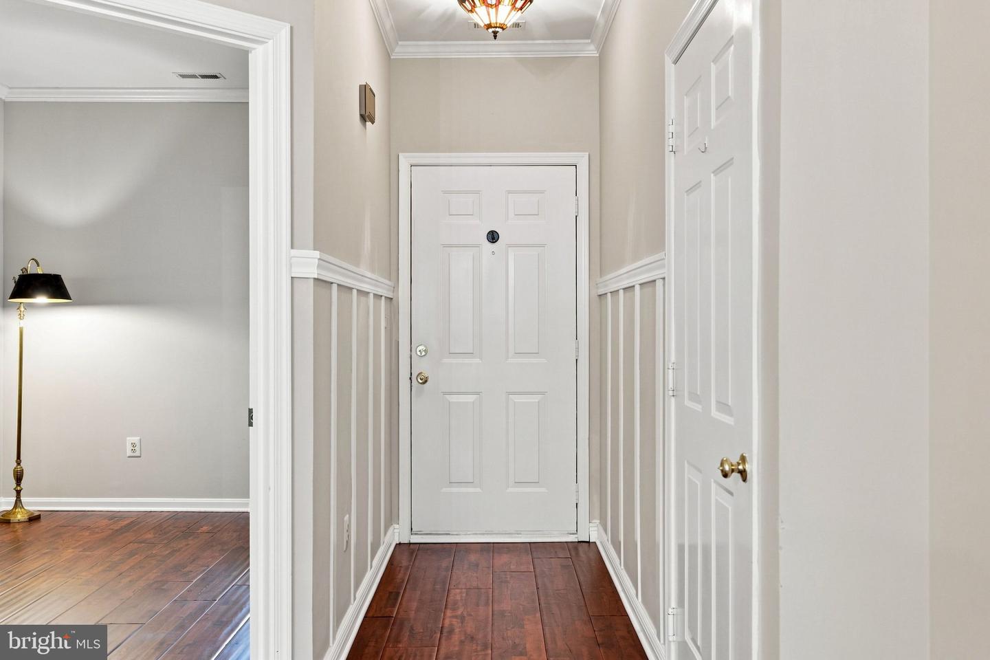 528 Wordsworth Cir Property Photo 4