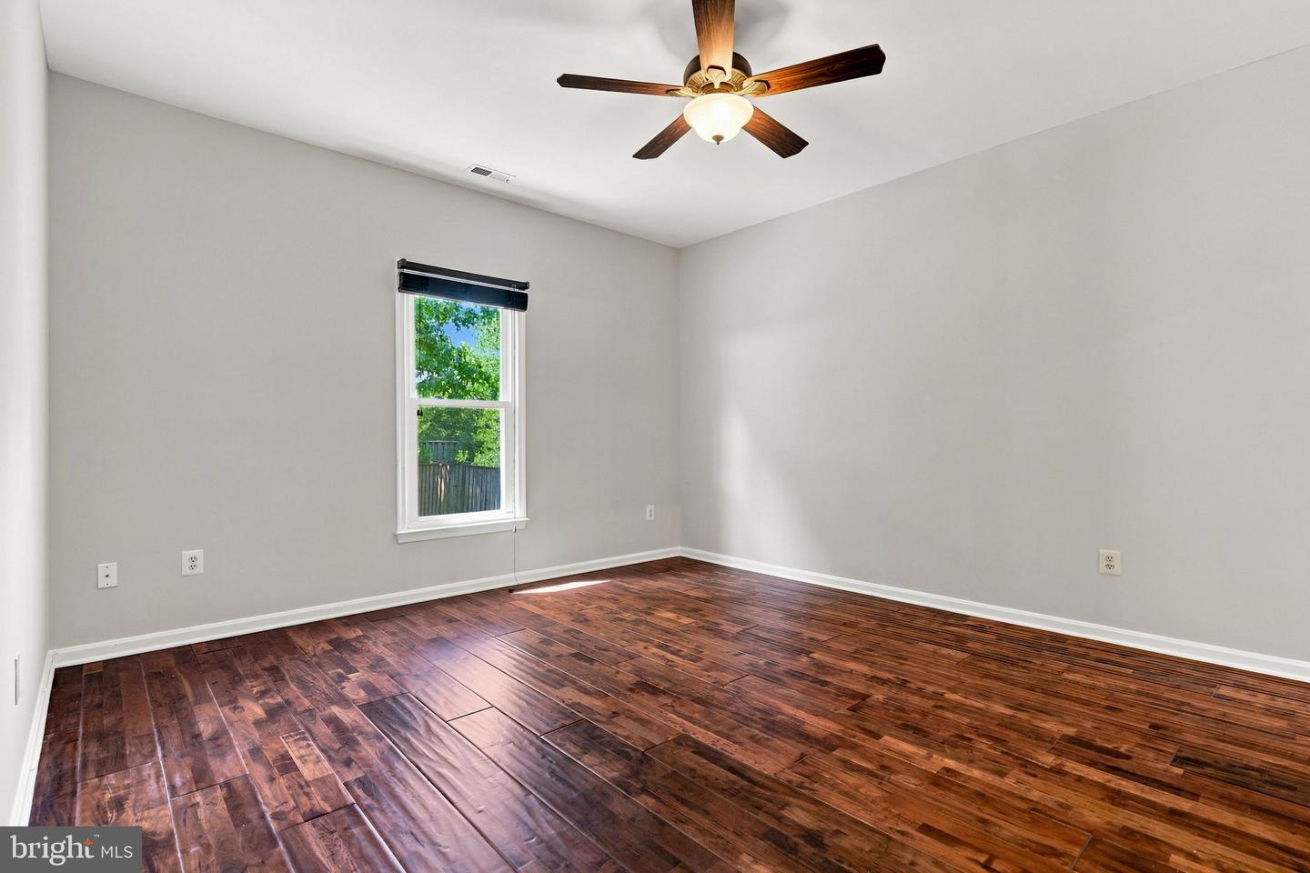 528 Wordsworth Cir Property Photo 15