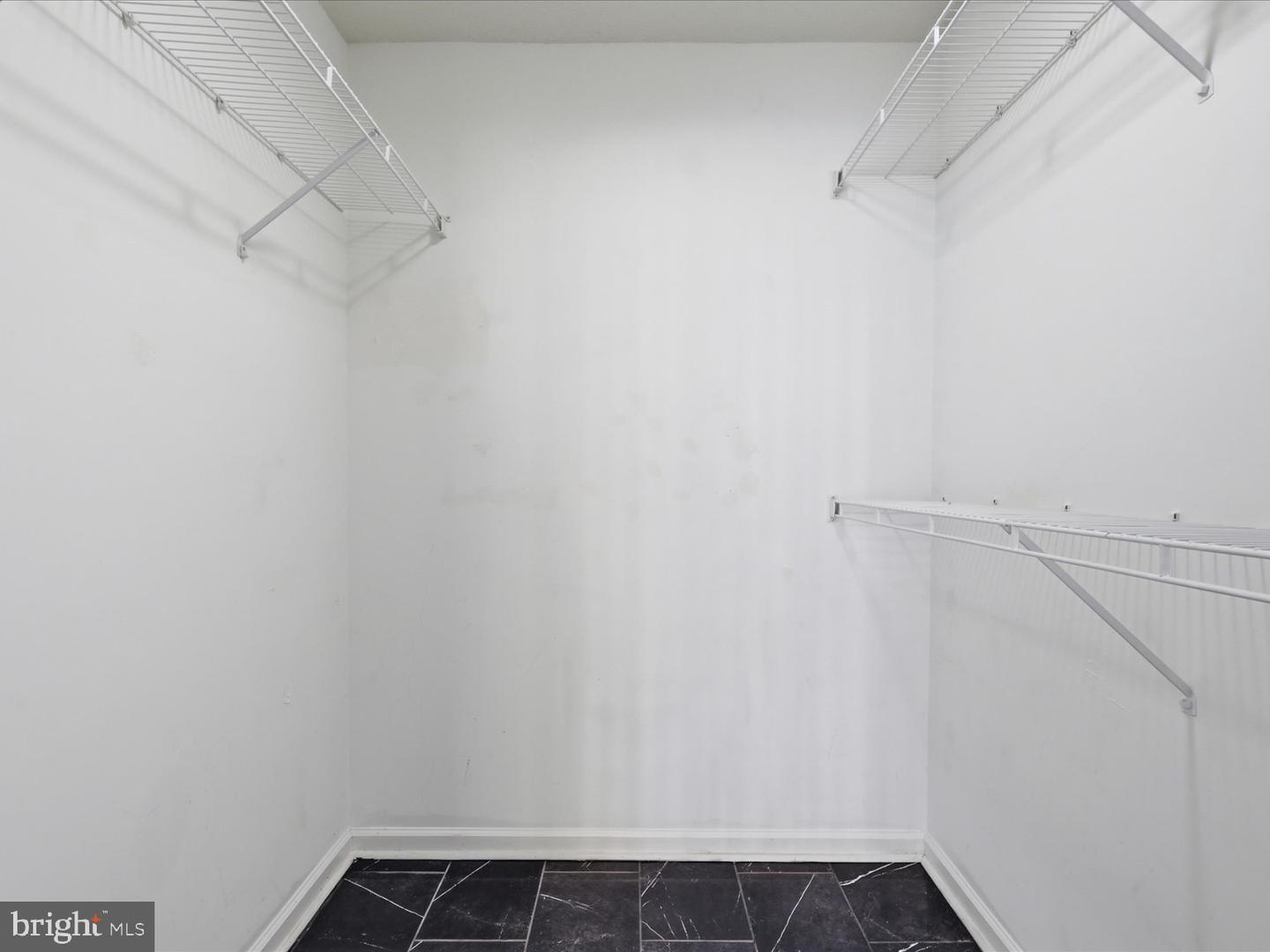20313 Beechwood Ter #101 Property Photo 17