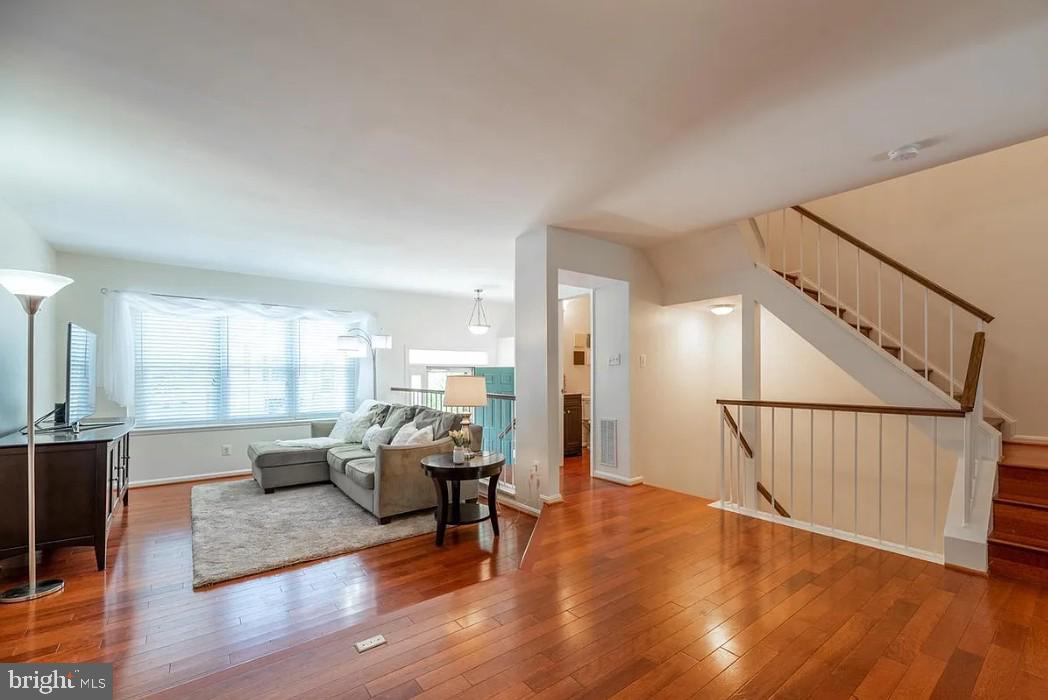 44054 Gala Cir Property Photo 3